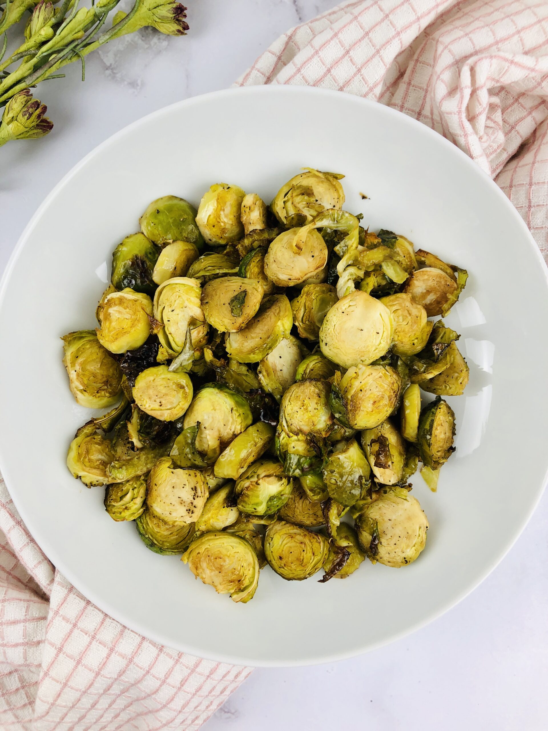 Crispy Oven Roasted Brussel Sprouts | Healthy Foodie