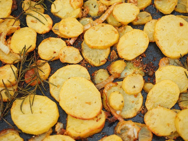 simple oven roasted potatoes