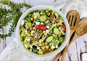 Healthy Quinoa Avocado Feta Salad